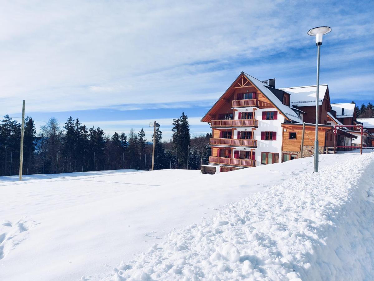 Pohorje Village Wellbeing - Forest Videc Apartment *
