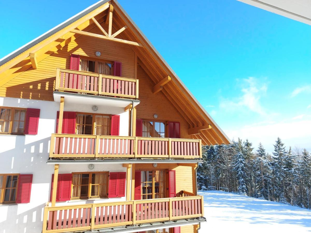 Apartment Pohorje Village Wellbeing - Forest Videc Hočko Pohorje